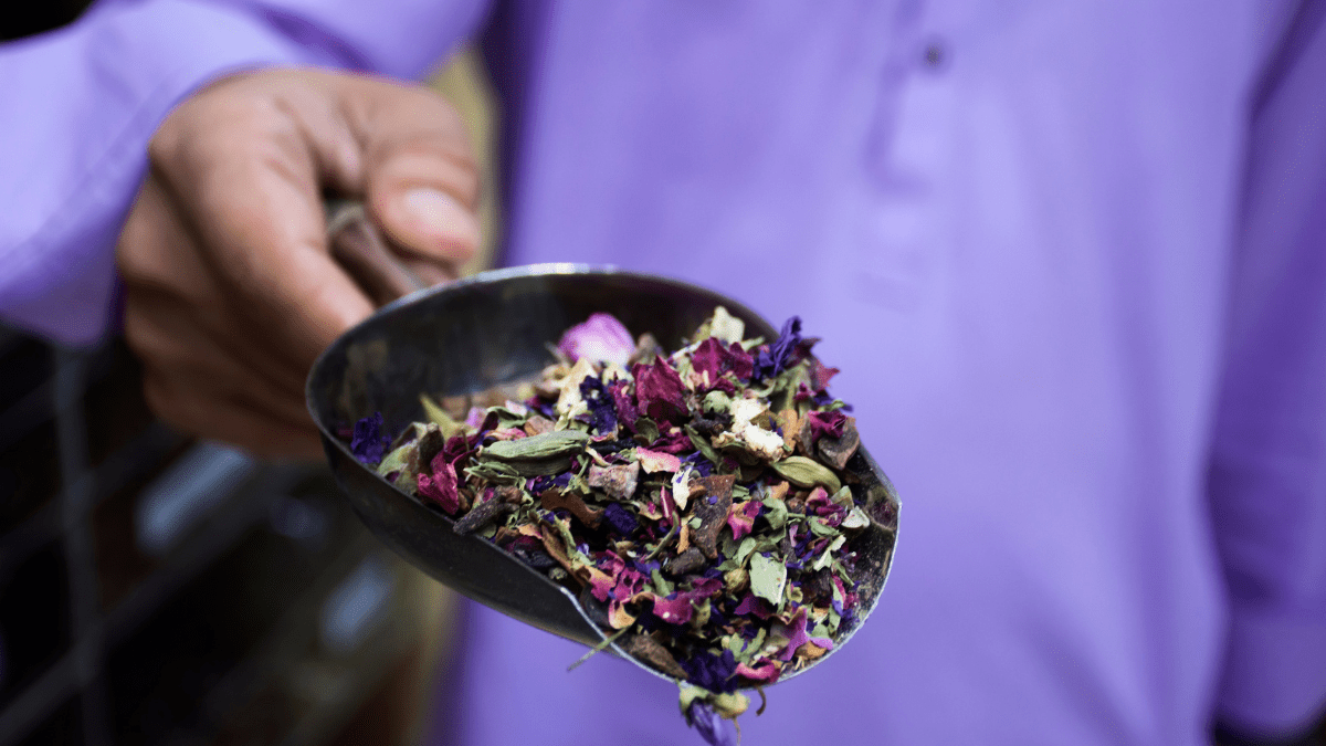 Herbalist Near Me: A Guide to Personalized Holistic Healing
